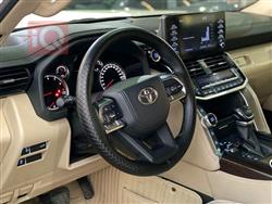 تۆیۆتا لاند کروزەر